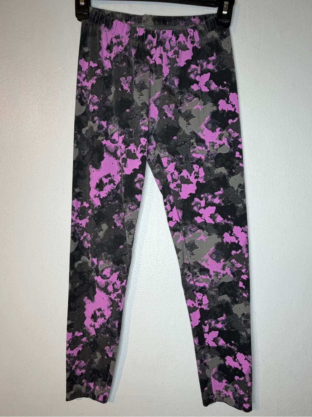 Cat & Jack Purple and Gray Camo Leggings